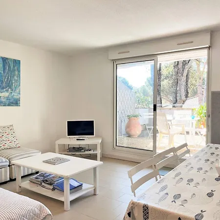 Apartman Duplex 3 Pieces Avec Piscine, Terrasse Et Parking - 6 Couchages - - Fr-1-251-563 Le Lavandou