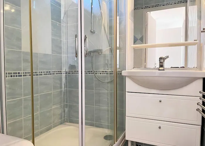 Apartment Duplex 3 Pieces Avec Piscine, Terrasse Et Parking - 6 Couchages - - Fr-1-251-563 Le Lavandou