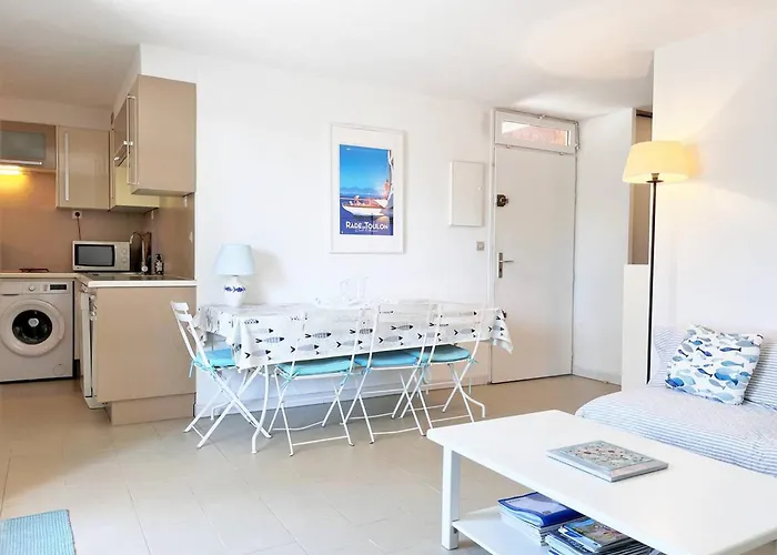 Duplex 3 Pieces Avec Piscine, Terrasse Et Parking - 6 Couchages - - Fr-1-251-563 Apartment Le Lavandou