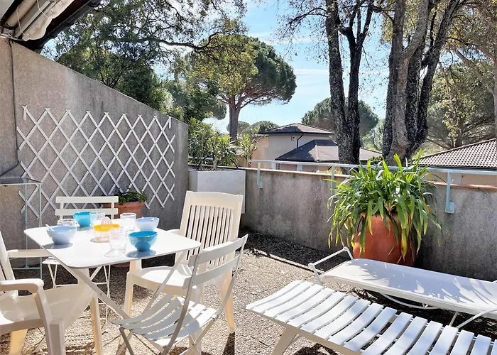 Duplex 3 Pieces Avec Piscine, Terrasse Et Parking - 6 Couchages - - Fr-1-251-563 Le Lavandou